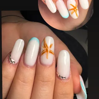 Constructie gel milky cu design 