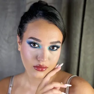 Make-up+manichiură