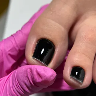 black nails